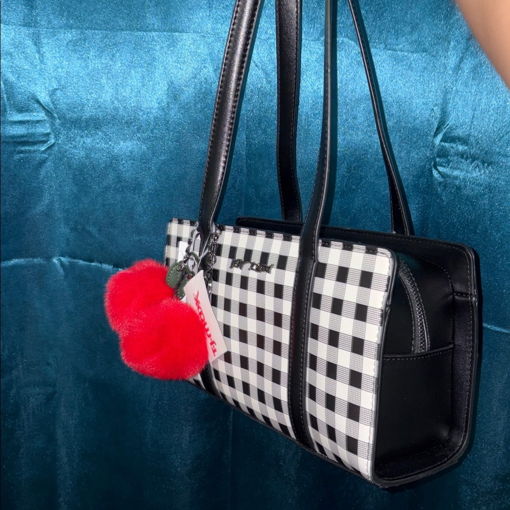 Betsy Johnson Black and White Checkered Shoulder Bag - Picture 5 of 6